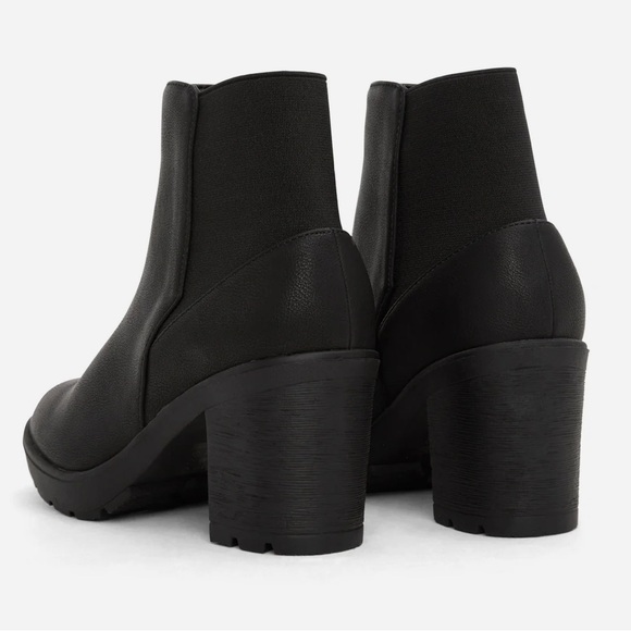 Matt & Nat MONTREAL Vegan Black Boots - Picture 4 of 12